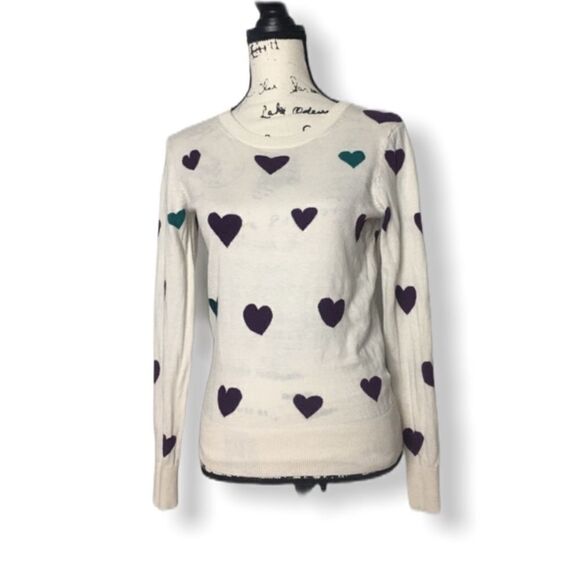 French Connection  SZ XS heart sweater - Picture 1 of 3